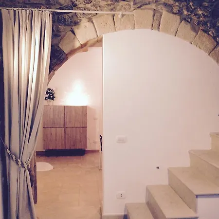 Casa Chiaramonte